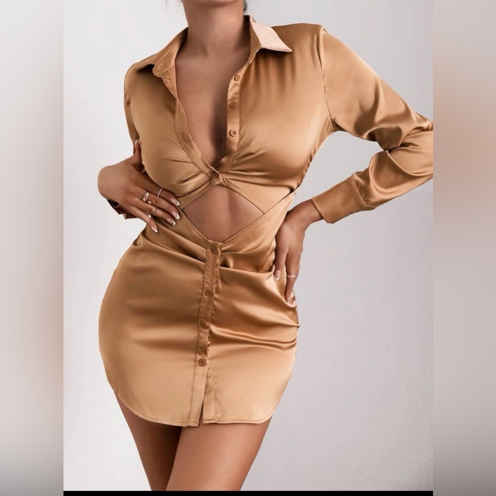 New button up t shirt dress runs small on the chest size M